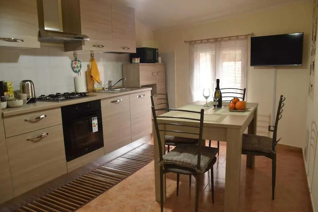 Appartamento Casa Eden Isolabona Italia